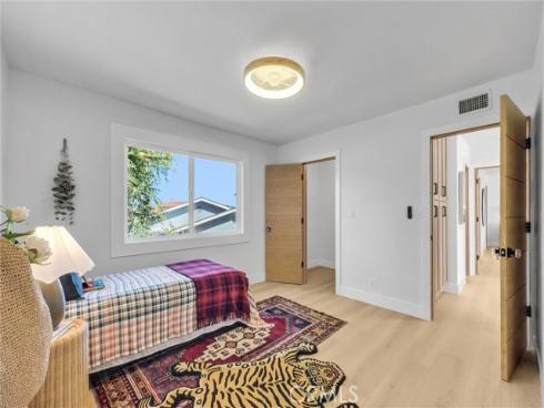 3690 Marigold , Seal Beach, CA