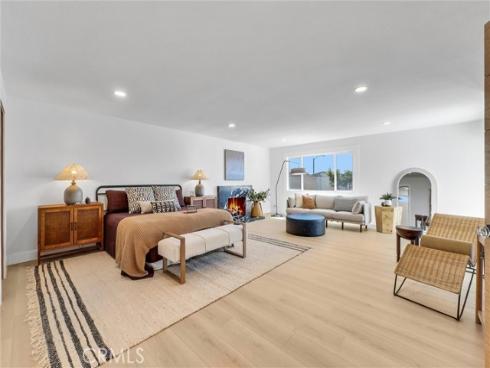 3690 Marigold , Seal Beach, CA