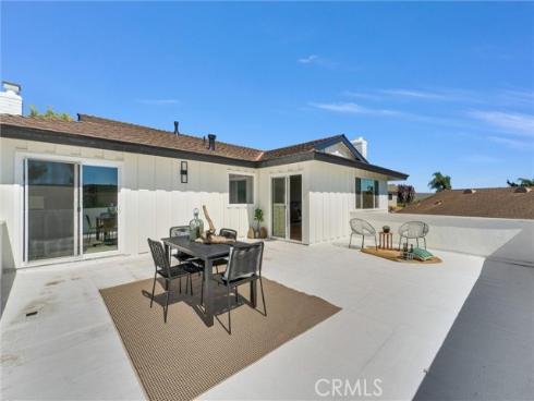 3690 Marigold , Seal Beach, CA