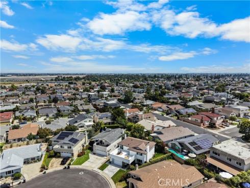 3690 Marigold , Seal Beach, CA