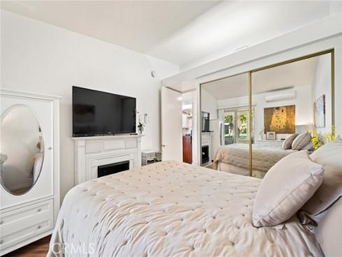 1240 Oakmont Road M4-52H , Seal Beach, CA