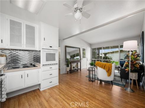 1562 Golden Rain 44G RoadM-2, Seal Beach, CA