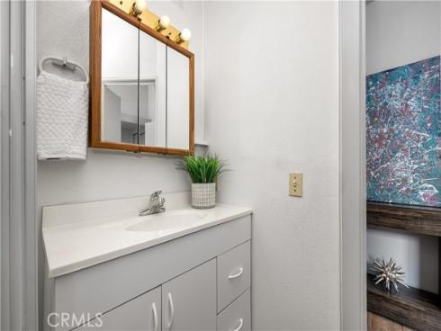 1562 Golden Rain 44G RoadM-2, Seal Beach, CA