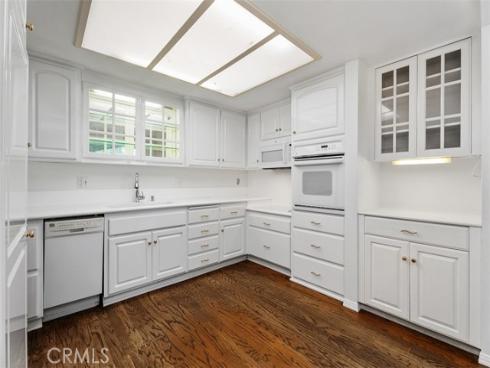 1740 Tam O'shanter 1A Road, Seal Beach, CA