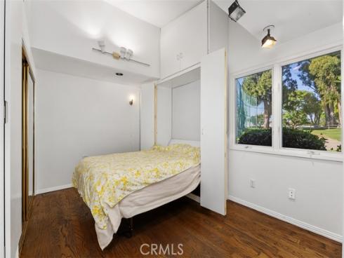 1740 Tam O'shanter 1A Road, Seal Beach, CA