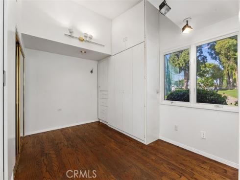 1740 Tam O'shanter 1A Road, Seal Beach, CA