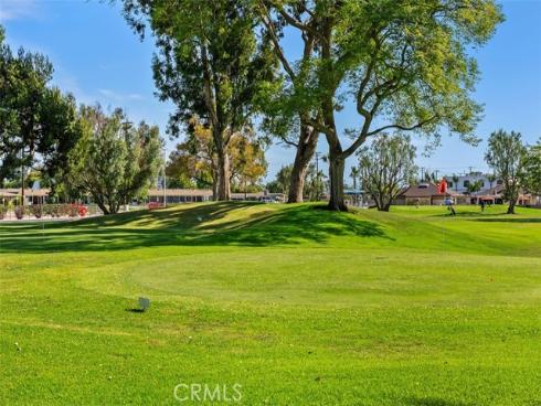 1740 Tam O'shanter 1A Road, Seal Beach, CA