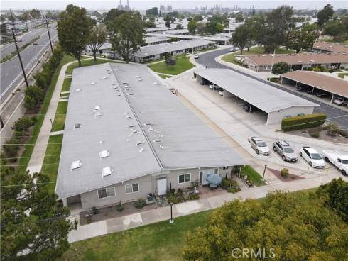 1842 Thunderbird 1A Drive, Seal Beach, CA
