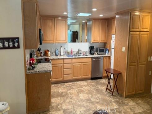 13522  El Dorado  49L  Drive, Seal Beach, CA