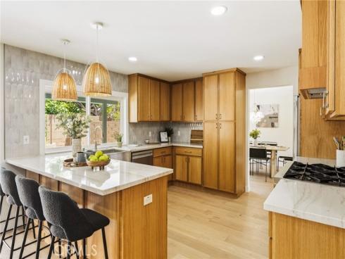 3790 Goldenrod St , Seal Beach, CA