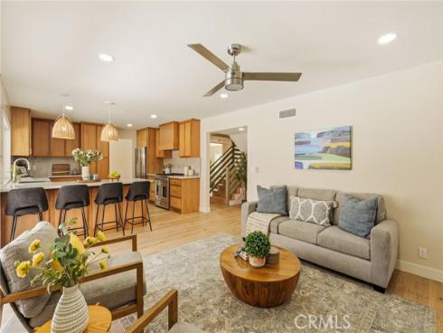 3790 Goldenrod St , Seal Beach, CA