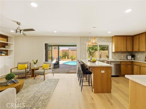3790 Goldenrod St , Seal Beach, CA