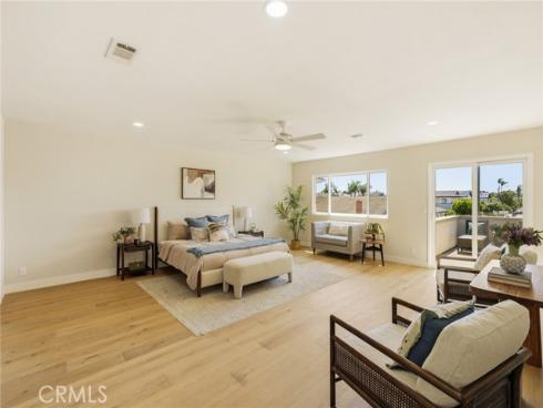 3790 Goldenrod St , Seal Beach, CA
