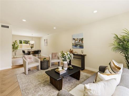 3790 Goldenrod St , Seal Beach, CA