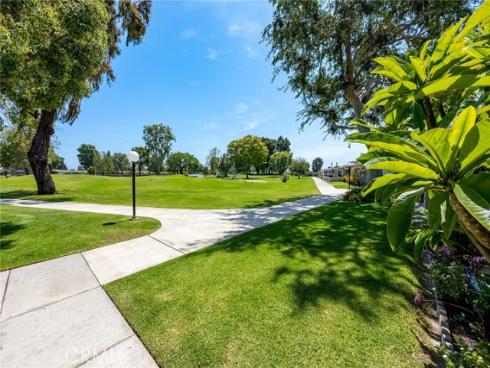 1830 Sunningdale 20e , Seal Beach, CA