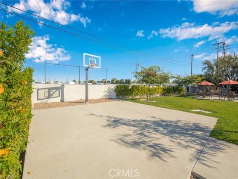 1522 Merion 33J WayM2, Seal Beach, CA