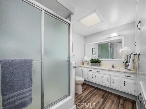 1381 Mayfield 141K M6 Road, Seal Beach, CA