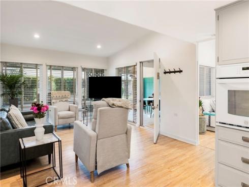 1800 Sunningdale 18b , Seal Beach, CA
