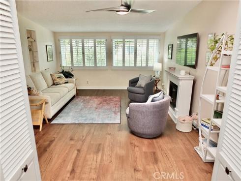 13280  El Dorado Dr 189d  , Seal Beach, CA