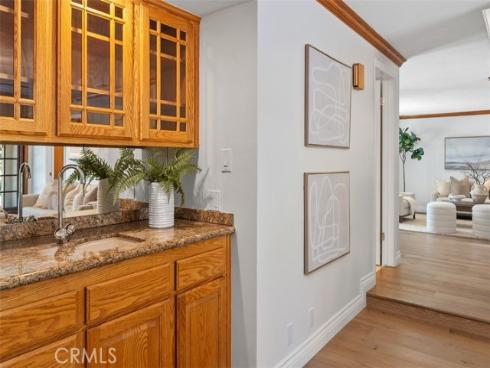 4341 Dogwood Avenue, Seal Beach, CA