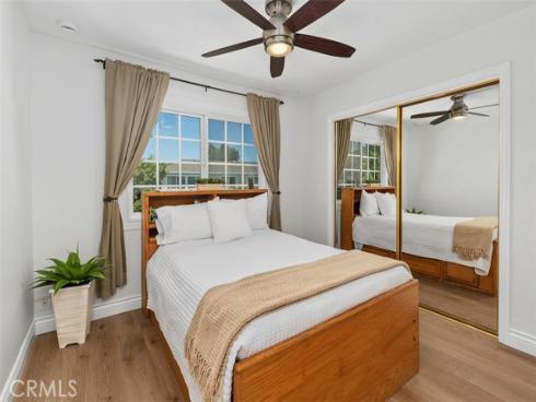 4341 Dogwood Avenue, Seal Beach, CA