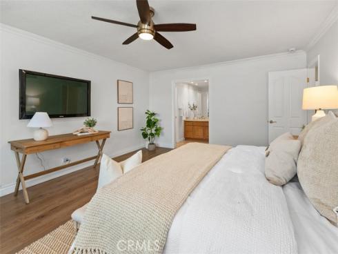 4341 Dogwood Avenue, Seal Beach, CA