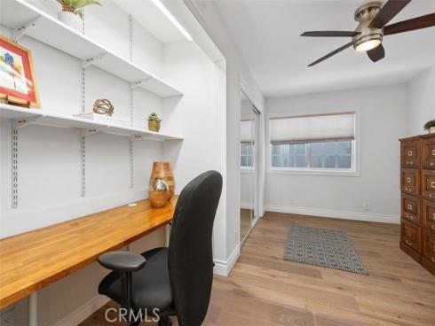 4341 Dogwood Avenue, Seal Beach, CA