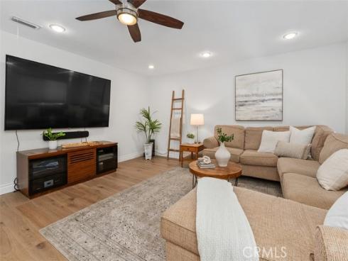 4341 Dogwood Avenue, Seal Beach, CA