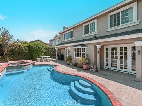 4341 Dogwood Avenue, Seal Beach, CA