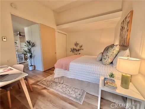 13431 Danbury 134C Lane, Seal Beach, CA