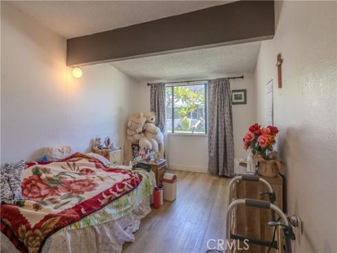 13540 Medinac 104D Lane, Seal Beach, CA
