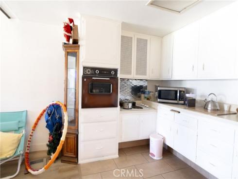 13540 Medinac 104D Lane, Seal Beach, CA