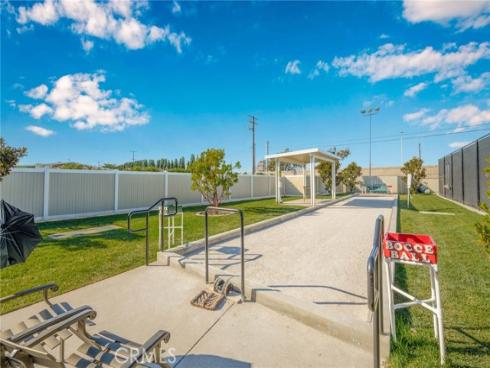 13080 Oak Hills 232D DriveM-9, Seal Beach, CA