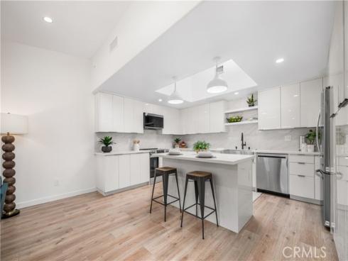 1080 Brookline 213B RoadM-9, Seal Beach, CA