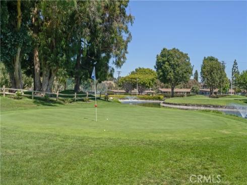 1261 Knollwood Road M4-45i , Seal Beach, CA