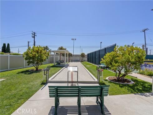 1261 Knollwood Road M4-45i , Seal Beach, CA