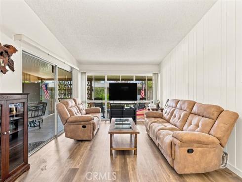 1261 Knollwood Road M4-45i , Seal Beach, CA