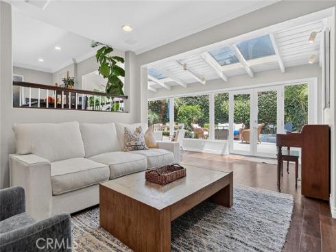 1737 Catalina , Seal Beach, CA