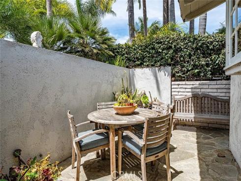 1737 Catalina , Seal Beach, CA
