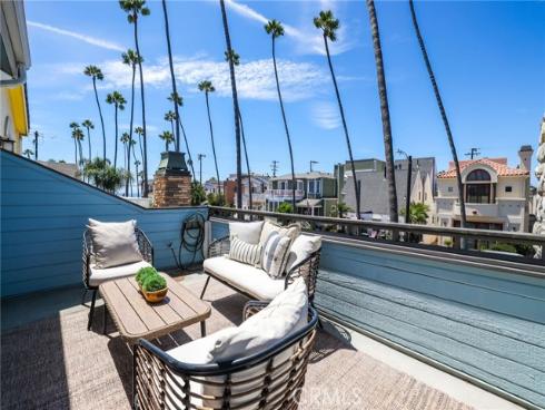 126 8th , Seal Beach, CA