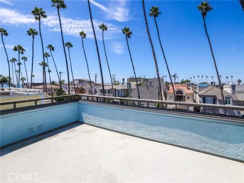 126 8th , Seal Beach, CA