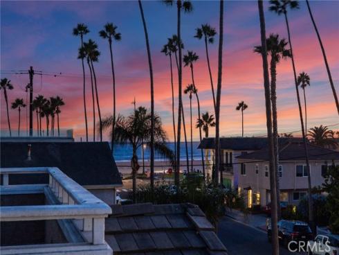 126 8th , Seal Beach, CA