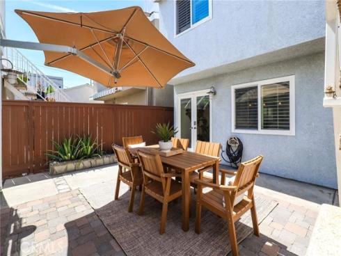 126 8th , Seal Beach, CA
