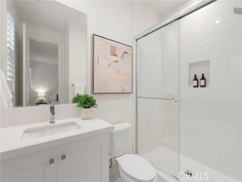 208 Ocean Place , Seal Beach, CA