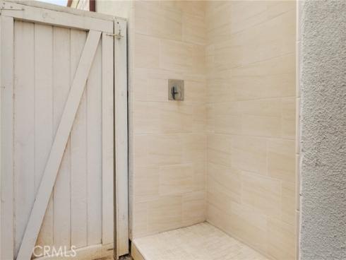 208 Ocean Place , Seal Beach, CA
