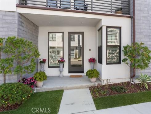 208 Ocean Place , Seal Beach, CA
