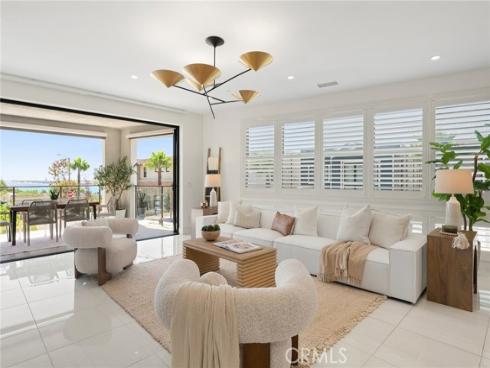 208 Ocean Place , Seal Beach, CA