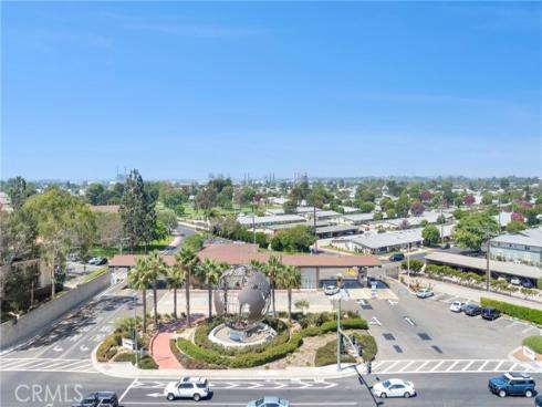 1891 Mckinney M15 26C Way, Seal Beach, CA