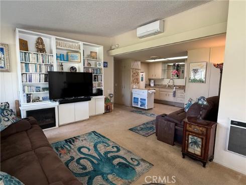 1641 Monterey Rd M2-18a , Seal Beach, CA