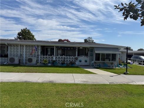 1641 Monterey Rd M2-18a , Seal Beach, CA
